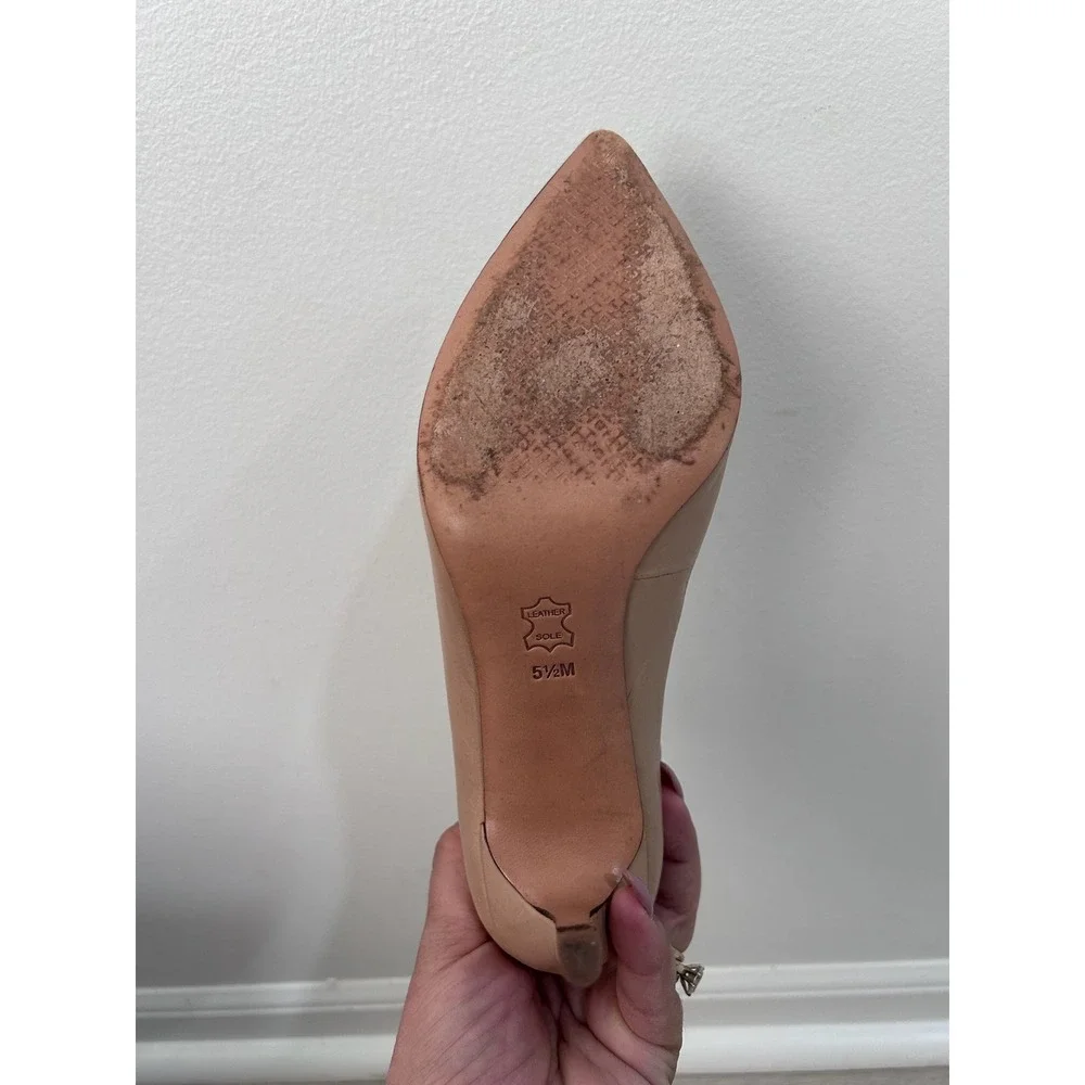 Tory Burch Chelsea Pointed Toe Pumps Light Pink Tan Leather Gold Logo Heels 5.5M